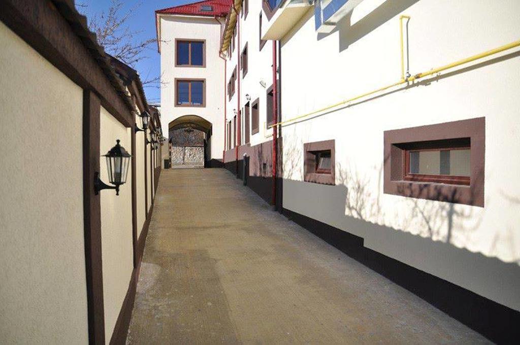 Pensiunea Brancoveneasca Câmpulung Exterior foto