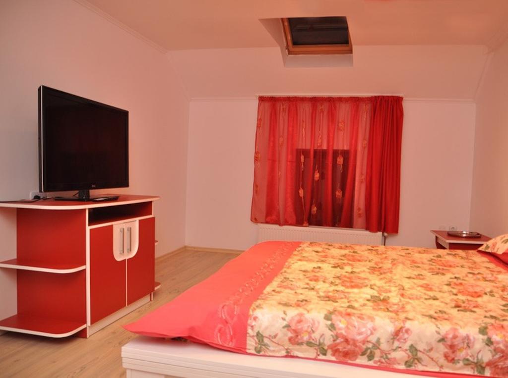 Pensiunea Brancoveneasca Câmpulung Quarto foto